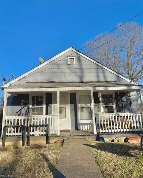 14131415 Underwood Ave, Winston Salem, NC 27105