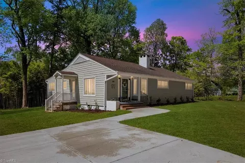 106 Circle Dr, Mebane, NC 27302