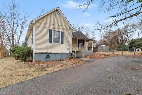 907 Watkins St, Greensboro, NC 27407