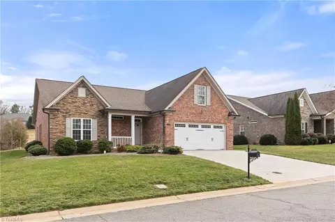 4155 Prestwick Xing, Winston Salem, NC 27106