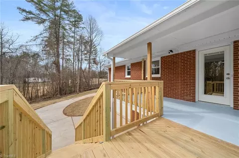 Exterior - 5920 Loop Rd, Clemmons, NC 27012 photo 7 of 11