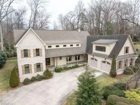 423 Lagerfield Ct, Kernersville, NC 27284