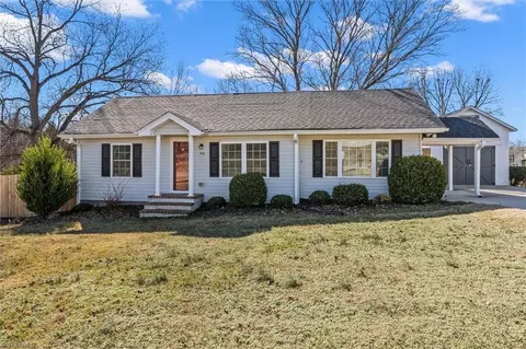 146 Narrow Gauge Rd, Reidsville, NC 27320