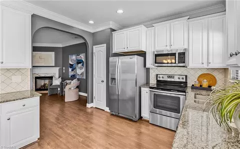 Kitchen - 3505 Timbergate Ln, High Point, NC 27265 photo 2 of 3