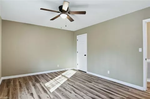 Bedroom - 5127 Sylvan Trl, Trinity, NC 27370 photo 6 of 7