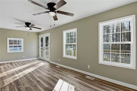 Living - 5127 Sylvan Trl, Trinity, NC 27370 photo 4 of 4