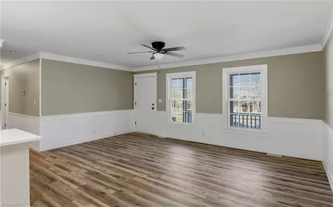 Living - 5127 Sylvan Trl, Trinity, NC 27370 photo 2 of 4