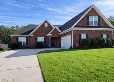 4055 Saint Johns St, High Point, NC 27265