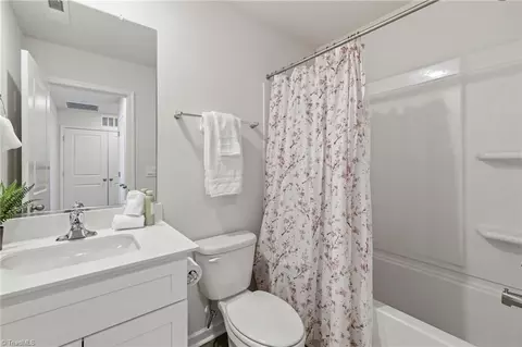 Bath - 5526 Avery Dr, Trinity, NC 27370 photo 2 of 2