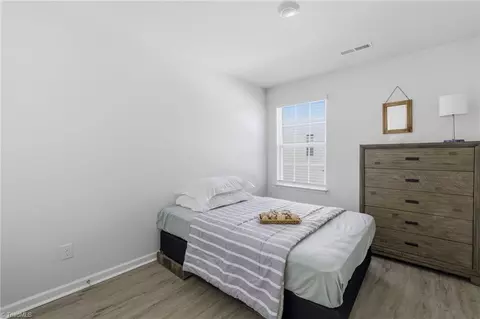 Bedroom - 5526 Avery Dr, Trinity, NC 27370 photo 3 of 6