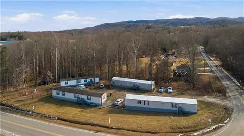 105 Brocktown Rd E, Moravian Falls, NC 28654