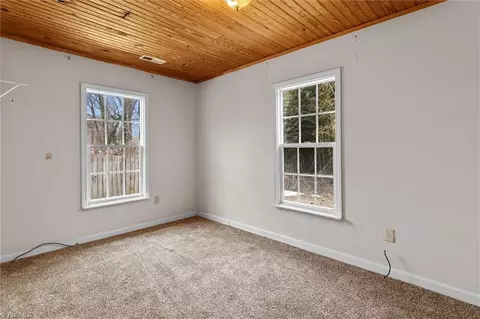 Bedroom - 600 Hendrix St, High Point, NC 27260 photo 2 of 3
