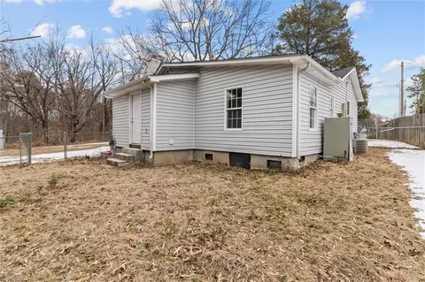 Exterior - 600 Hendrix St, High Point, NC 27260 photo 4 of 4