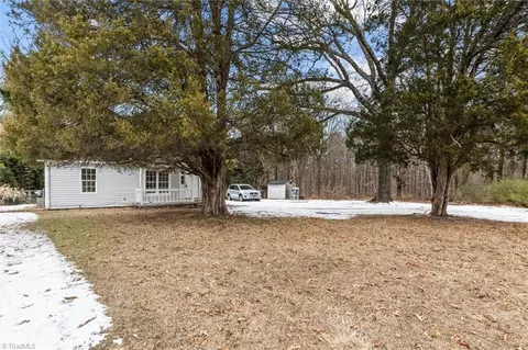 Exterior - 600 Hendrix St, High Point, NC 27260 photo 2 of 4