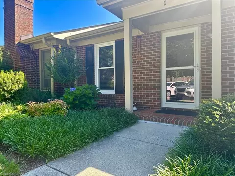 10 Prairie Trl #C, Greensboro, NC 27410