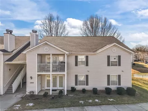 5703 Battery Dr #D, Greensboro, NC 27409