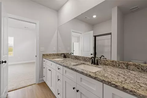 Entry Way - 243 Macintosh Dr, King, NC 27021 photo 4 of 5