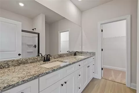 Bath - 243 Macintosh Dr, King, NC 27021 photo 2 of 2