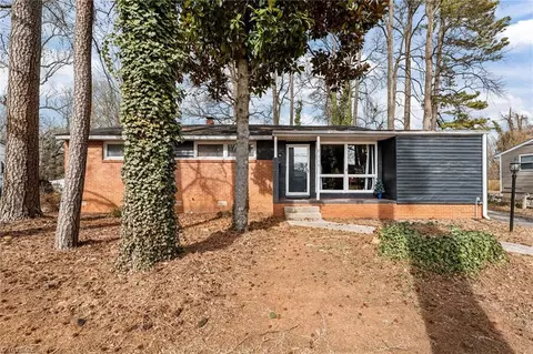 2512 Westmoreland Dr, Greensboro, NC 27408