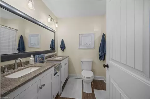 Bath - 607 Rockspring Rd, High Point, NC 27262 photo 1 of 2