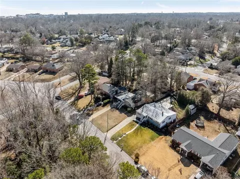 View/Area - 607 Rockspring Rd, High Point, NC 27262 photo 8 of 10