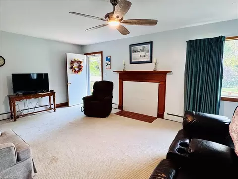 311 James St, Dobson, NC 27017 photo 3