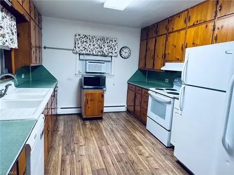 311 James St, Dobson, NC 27017 photo 7