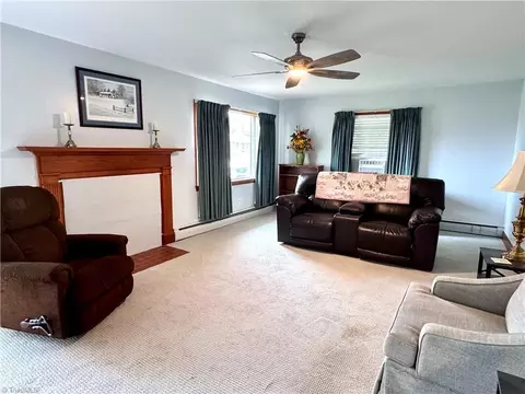 311 James St, Dobson, NC 27017 photo 5