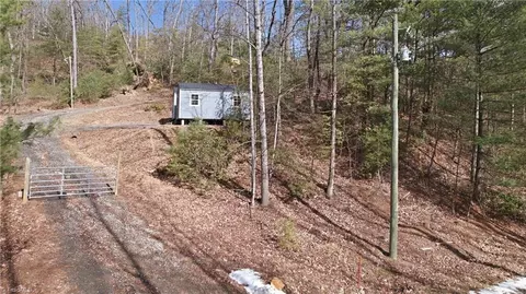 840 Summit Ridge Rd, Purlear, NC 28665 photo 23