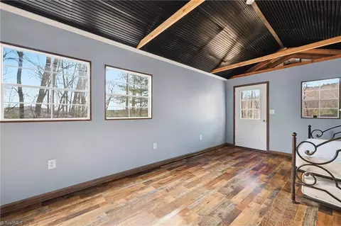 840 Summit Ridge Rd, Purlear, NC 28665 photo 14