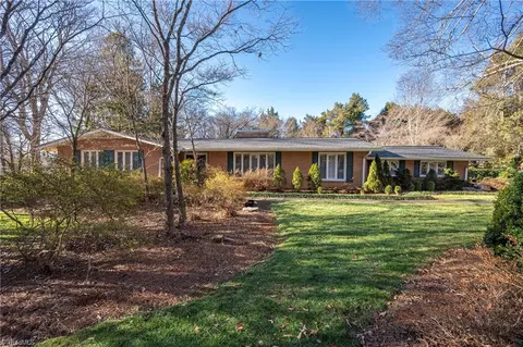 4255 Briar Creek Rd, Clemmons, NC 27012