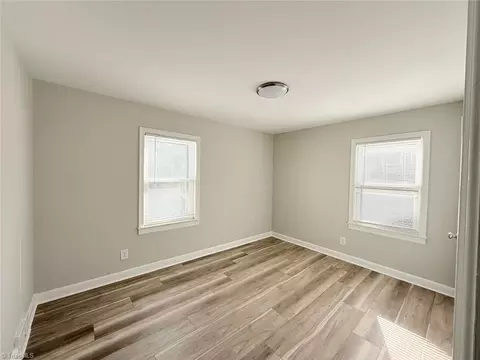Bedroom - 828 Circle Dr, High Point, NC 27262 photo 2 of 4