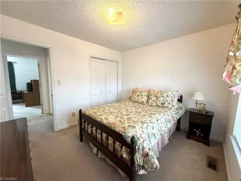 Bedroom - 206 Ridge Creek Dr, Trinity, NC 27370 photo 4 of 4