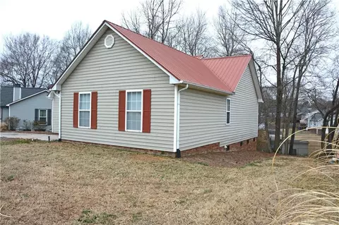 Exterior - 206 Ridge Creek Dr, Trinity, NC 27370 photo 3 of 6