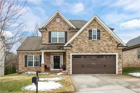 6447 Rains-davis Dr, Kernersville, NC 27284