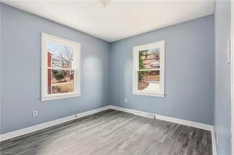 Bedroom - 844 Willow Pl, High Point, NC 27260 photo 5 of 6