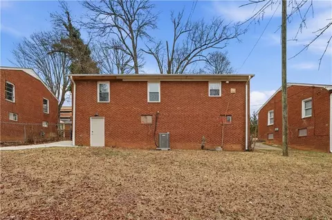 Exterior - 844 Willow Pl, High Point, NC 27260 photo 6 of 6
