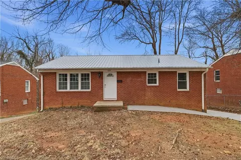 844 Willow Pl, High Point, NC 27260