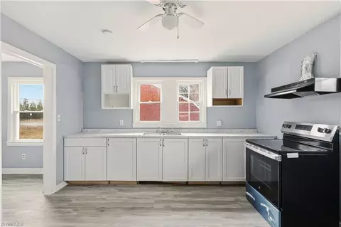 Kitchen - 844 Willow Pl, High Point, NC 27260 photo 2 of 2
