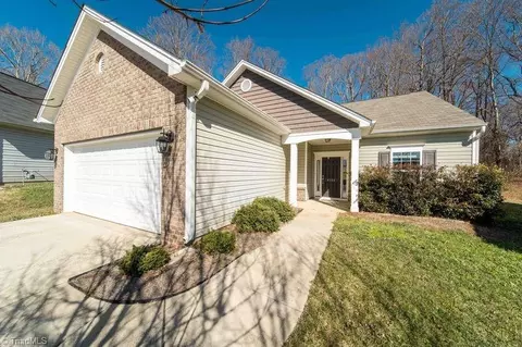 4184 Becca Ln, Kernersville, NC 27284