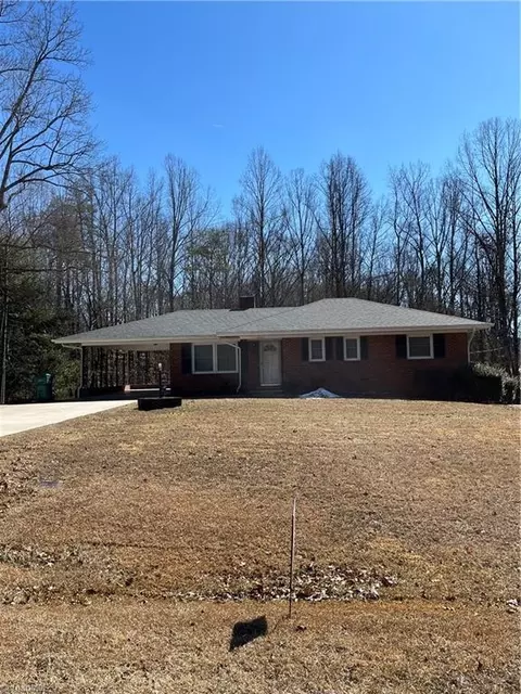 325 Bryan St, Stoneville, NC 27048