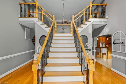Entry Way - 7356 Belmont Dr, Trinity, NC 27370 photo 1 of 3