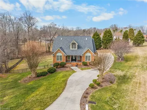 7356 Belmont Dr, Trinity, NC 27370