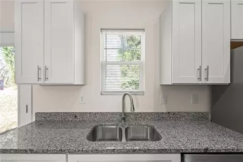507 Grimes Ave E, High Point, NC 27260 photo 11