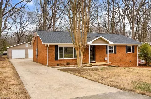 2936 Isaacs Pl, Greensboro, NC 27408