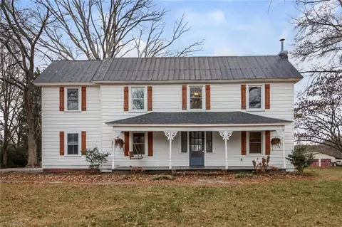 323 Anderson Rd, Eden, NC 27288