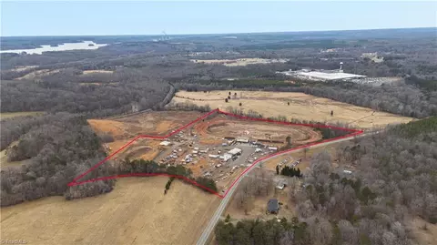 4390 N Us Highway 311, Pine Hall, NC 27042