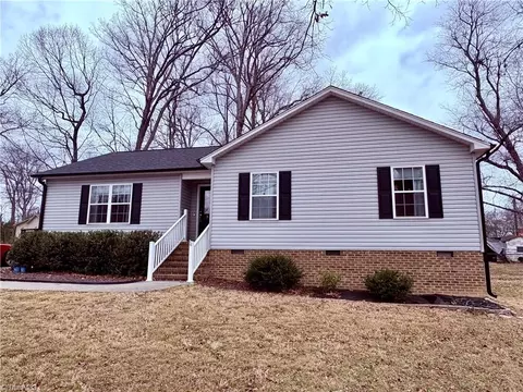 518 Elliott St, Archdale, NC 27263