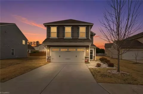 849 Bitting Hall Dr, Rural Hall, NC 27045