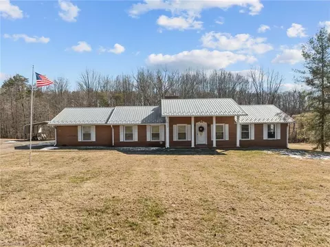 5488 Nc Highway 8, Lawsonville, NC 27022